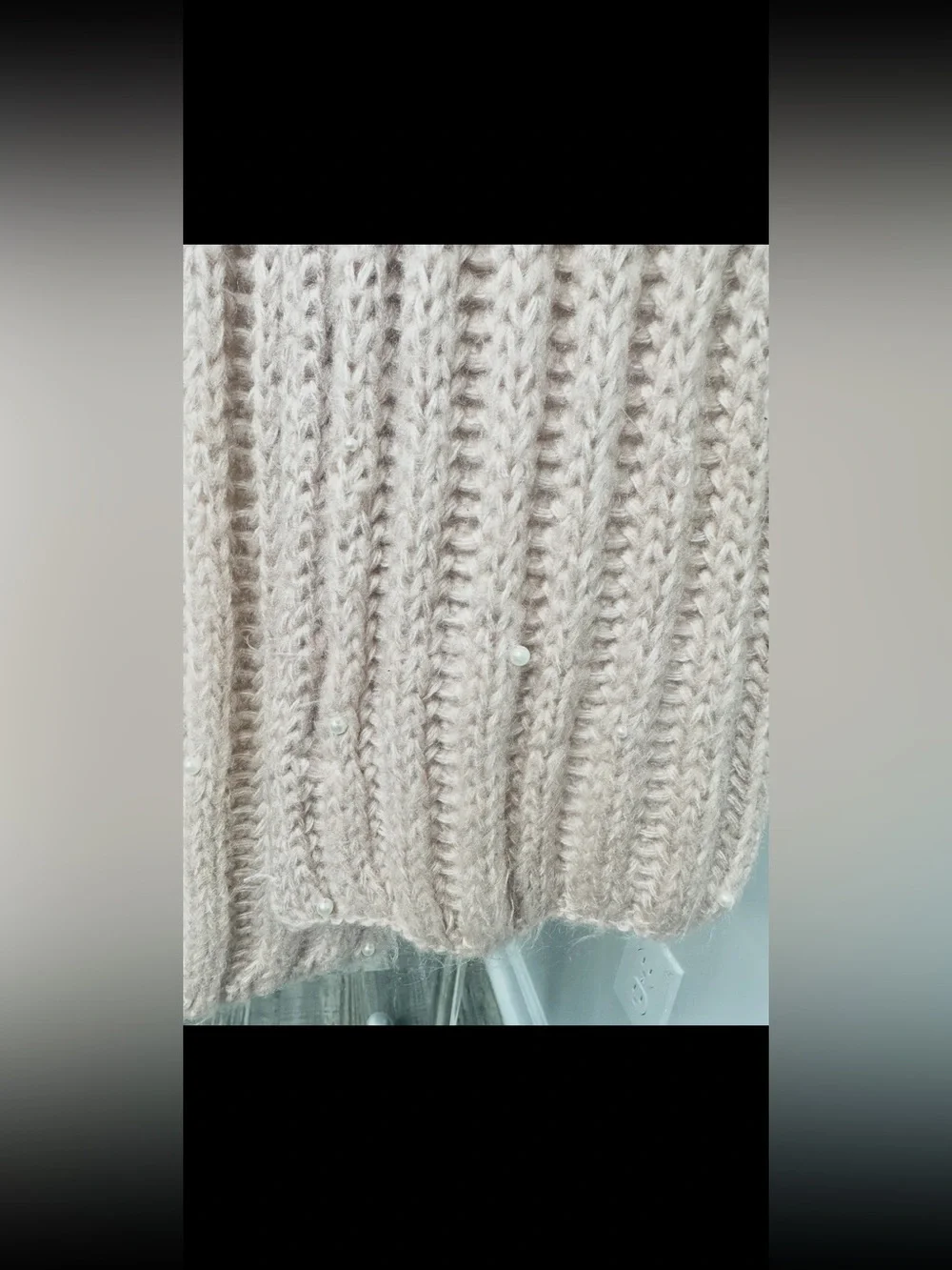 Betsey Johnson light pink Ribbed Knit Scarf w/pearls -